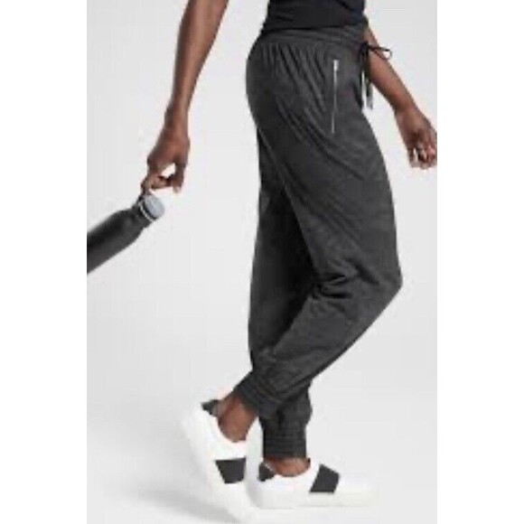 Athleta Pants - Athleta Size 2 Camden Printed Joggers Gray Preppy Classic Drawstring